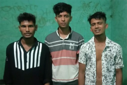 থানায় অভিযোগ করায় জেল থেকে বেরিয়ে কিশোরকে প্রকাশ্যে কুপিয়ে হত্যা 