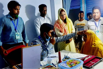 সান্তাহারে বিনামূল্যে চক্ষু চিকিৎসা
