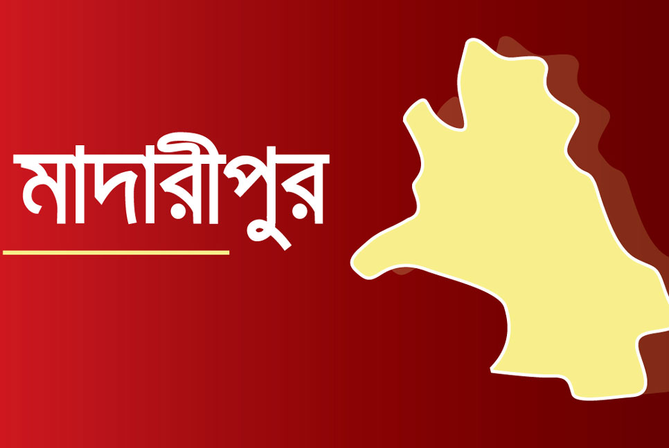 প্রেম করে ছেলে বিয়ে করায় মাকে কুপিয়ে জখম