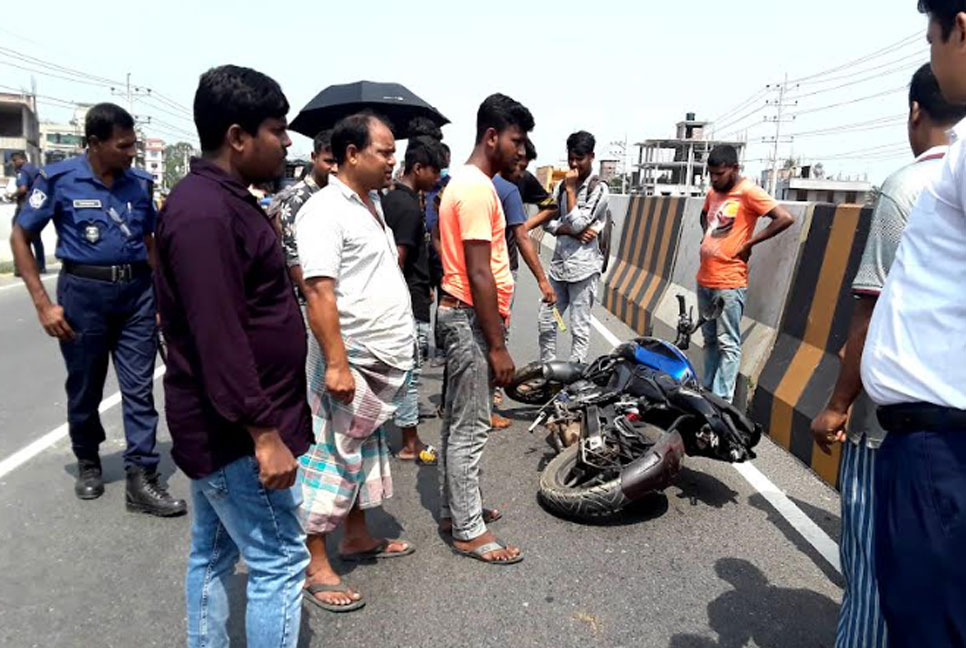 টাঙ্গাইলে ট্রাকচাপায় কলেজছাত্র নিহত