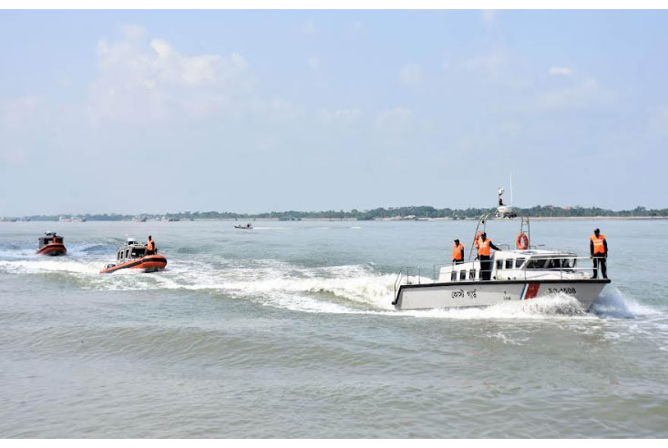 মৎস্য সম্পদ রক্ষায় 
অভিযানে কোস্টগার্ড