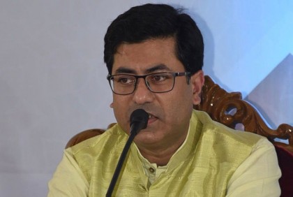 
লালকুঠির সামনে থেকে দ্রুত লঞ্চ টার্মিনাল সরানোর নির্দেশ মেয়রের