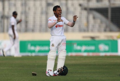 লিটনের পর এবার মুশফিকের দুর্দান্ত সেঞ্চুরি