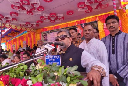 খালেদা জিয়া ও ফখরুলকে ক্ষমা চাইতে বললেন এসএম কামাল
