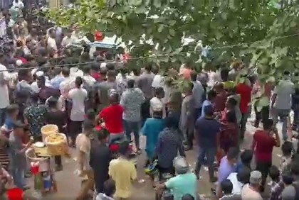 গুরুতর অসুস্থ সম্রাট, অ্যাম্বুলেন্সে গেলেন আদালতে 