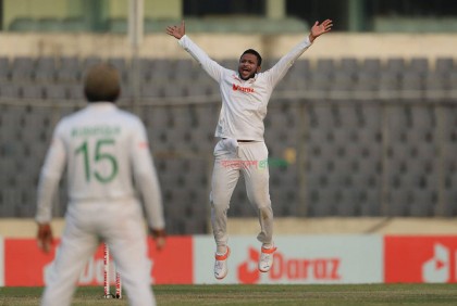 সাকিবের কল্যাণে টাইগার শিবিরে স্বস্তি