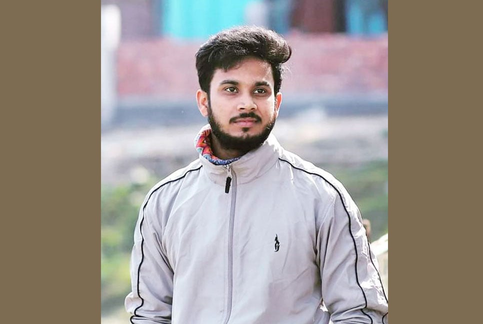 প্রেমিকাকে ভিডিও কলে রেখে যুবকের ফাঁস