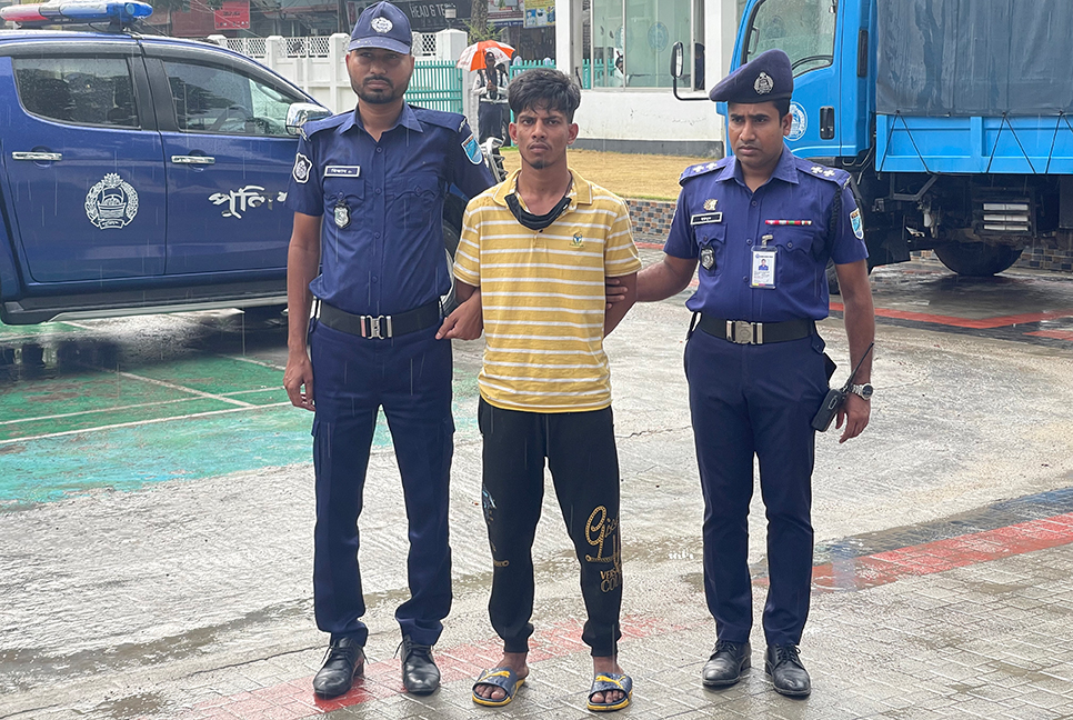 নরসিংদীতে হত্যা মামলার আসামি গ্রেফতার 