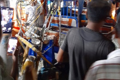 অটোরিকশা নিয়ে পালানোর সময় যুবককে গণপিটুনি