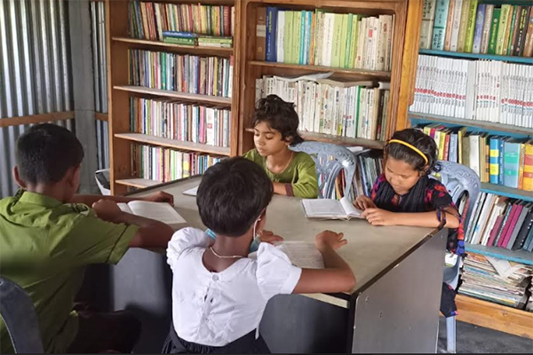 সখীপুরে জ্ঞানের আলো ছড়াচ্ছে ‘সেলিম আল দীন পাঠাগার’ 