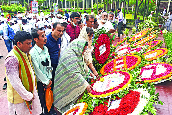 নানা আয়োজনে নজরুল জন্মজয়ন্তী উদ্‌যাপন