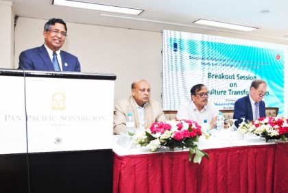 সনাতন কৃষি আধুনিক কৃষিতে রূপান্তরিত হচ্ছে : কৃষিমন্ত্রী

