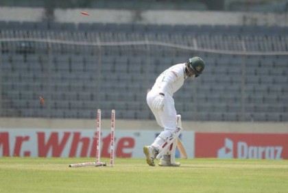 এক ম্যাচে ৯ শূন্য, লজ্জার হারের সঙ্গে 'বিব্রতকর' রেকর্ড বাংলাদেশের