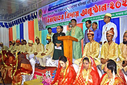 দিনাজপুরে ৪০ এতিম কন্যার যৌতুকবিহীন বিয়ে