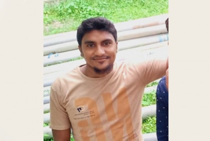 সাগরে গোসল করতে নেমে পর্যটক নিখোঁজ