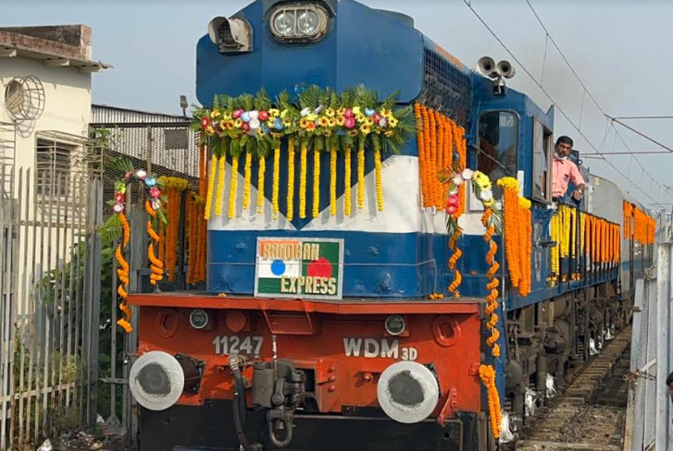 ২ বছর পর খুলনা-কলকাতা রুটে 'বন্ধন এক্সপ্রেস' চালু