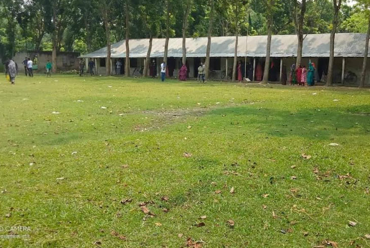 
২২ বছরেও এমপিওভুক্ত হয়নি স্কুলটি 