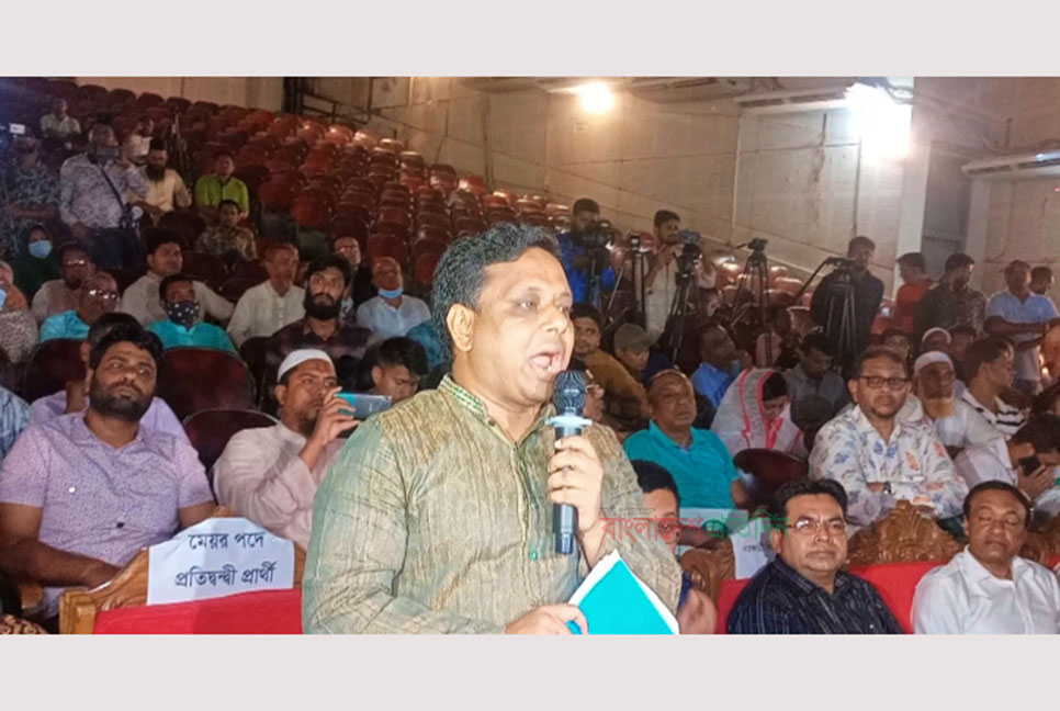 অনিয়ম নিয়ে কথা বলায় সিইসির মতবিনিময় সভায় উত্তেজনা