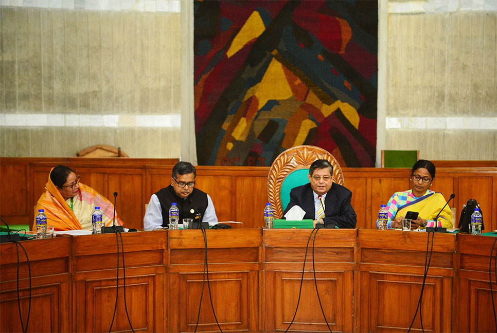 হজ যাত্রী পরিবহনে শিডিউল গ্রহণে প্রয়োজনীয় ব্যবস্থা নেয়ার সুপারিশ