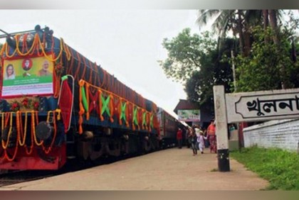 দুই বছর পর আজ চালু হচ্ছে খুলনা-কলকাতা ট্রেন চলাচল