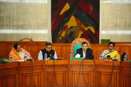 হজ যাত্রী পরিবহনে শিডিউল গ্রহণে প্রয়োজনীয় ব্যবস্থা নেয়ার সুপারিশ
