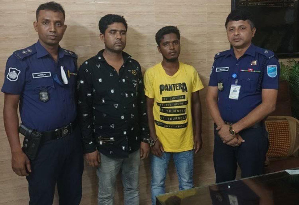 সাভারে ইয়াবাসহ আটক ২ 