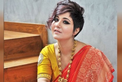 মেয়েরাই মেয়েদের শত্রু, বিস্ফোরক মন্তব্য অভিনেত্রী স্বস্তিকার