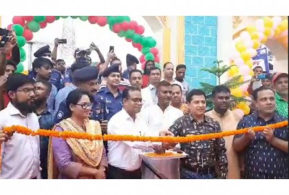 মানিকগঞ্জে লোকজ ও শিল্প মেলা উদ্বোধন