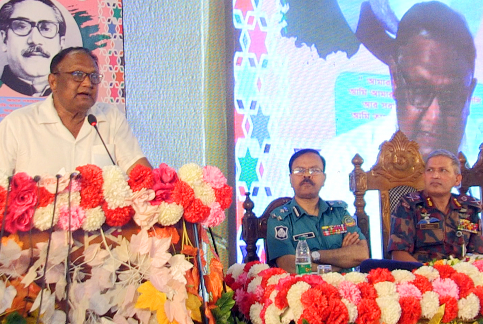 ‘আন্তর্জাতিক বাজারে দাম বৃদ্ধির কারণে দেশে তেলের দাম কমানো সম্ভব হচ্ছে না’