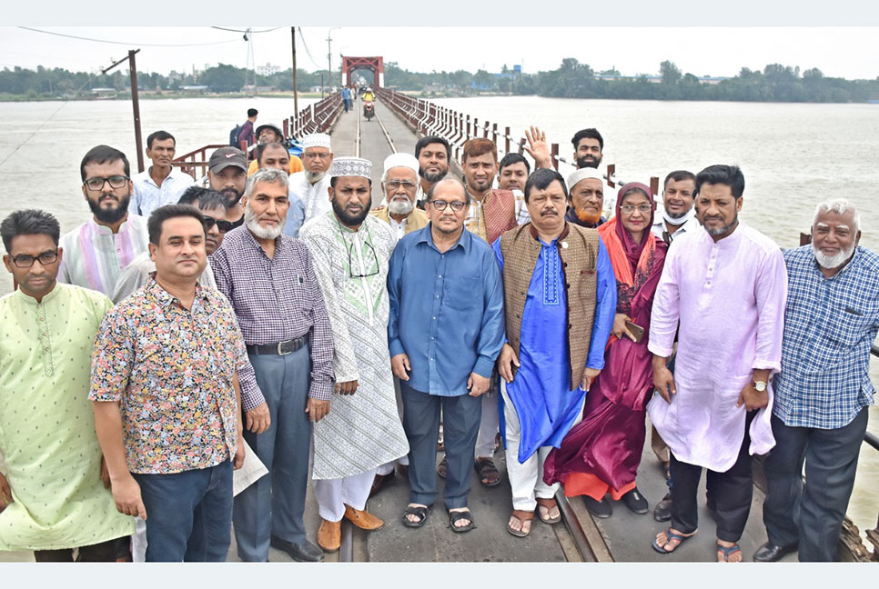 জরাজীর্ণ কালুরঘাট সেতুর নির্মাণ কাজ শুরুর আহ্বান