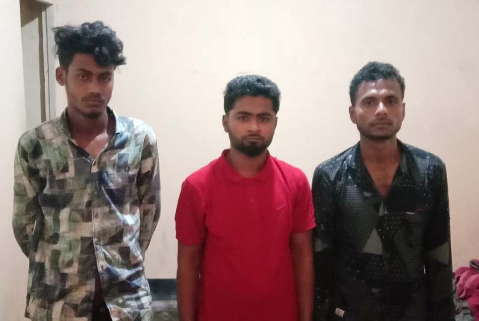 কলেজছাত্রকে বান্ধবীসহ তুলে নিয়ে চাঁদা দাবি, গ্রেফতার ৩
