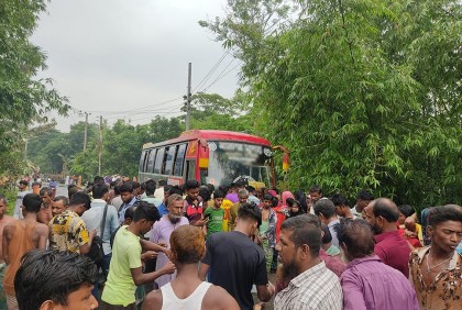 ময়মনসিংহে বাস চাপায় ২ মোটরসাইকেল আরোহী নিহত