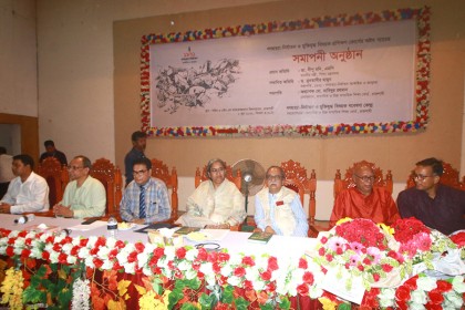 রাজশাহীতে ‘গণহত্যা-নির্যাতন ও মুক্তিযুদ্ধ ১৯৭১’ বিষয়ক কর্মশালার সমাপনী