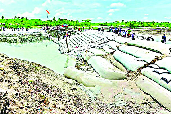 স্বপ্ন দেখছে উপকূলের মানুষ 