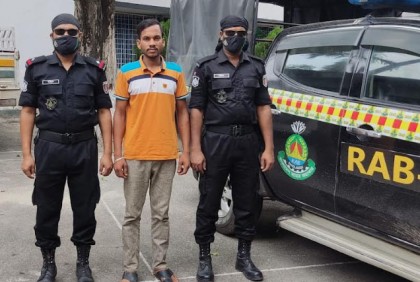 ৬০ বছরের বৃদ্ধাকে ধর্ষণের অভিযোগে যুবক গ্রেফতার