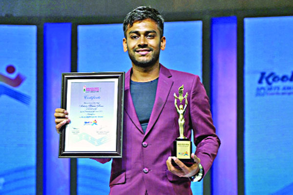 জিতলেন বর্ষসেরা ক্রীড়াবিদ পুরস্কার