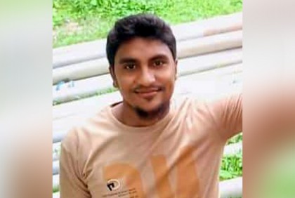 সমুদ্রে কলাগাছ ধরে ভেসে ছিলেন ২৪ ঘণ্টা, অতঃপর...