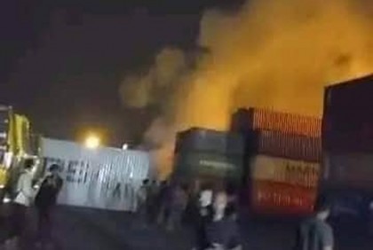 সীতাকুণ্ডে অগ্নিকাণ্ড : ৯ পুলিশ সদস্য আহত


