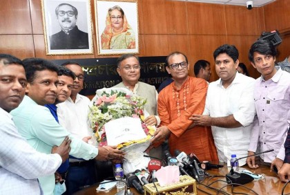 বিএনপি গায়েবানা দলের সাথে সংলাপ করছে : তথ্যমন্ত্রী