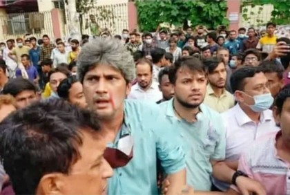 চমেকে জোনায়েদ সাকির ওপর ছাত্রলীগের হামলার অভিযোগ