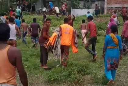 জয়পুরহাটে নদীতে গোসল করতে নেমে স্কুলছাত্রীর মৃত্যু 