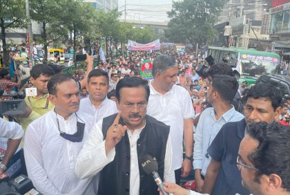 শেখ হাসিনাকে হুমকি দিলে কাউকে রেহাই দেওয়া হবে না : নানক 


