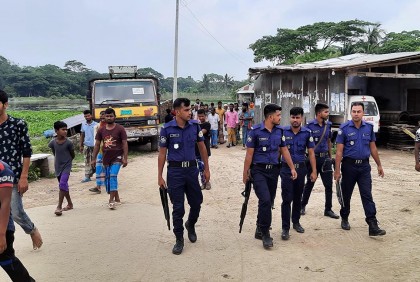 বাগেরহাট-পিরোজপুর জেলার সীমানা বিরোধে উত্তেজনা, পুলিশ মোতায়েন