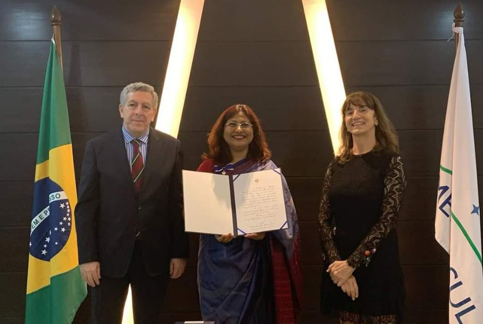 ‘অর্ডার অব রিও ব্র্যাঙ্কো’ পুরস্কার হাতে পেলেন রাষ্ট্রদূত আবিদা ইসলাম

