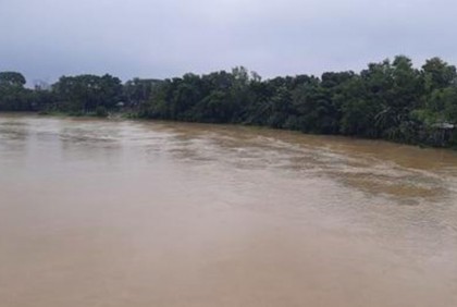 শ্বশুরবাড়িতে যাওয়ার পথে নদীতে নৌকাডুবি, নিখোঁজ ব্যবসায়ী