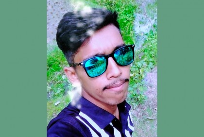 বাড়ি থেকে ডেকে নিয়ে আসামিকে কুপিয়ে হত্যা 


