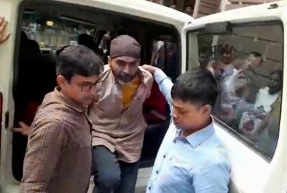 আমি ক্রিমিনাল নই, আদালত থেকে রোদ্দুর
