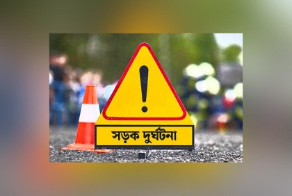 বরগুনায় ট্রলিচাপায় মোটরসাইকেল আরোহী নিহত