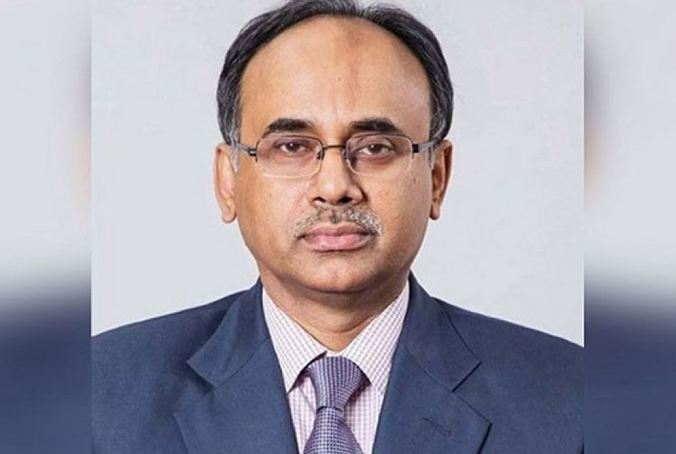 বাংলাদেশ ব্যাংকের নতুন গভর্নর আব্দুর রউফ 

