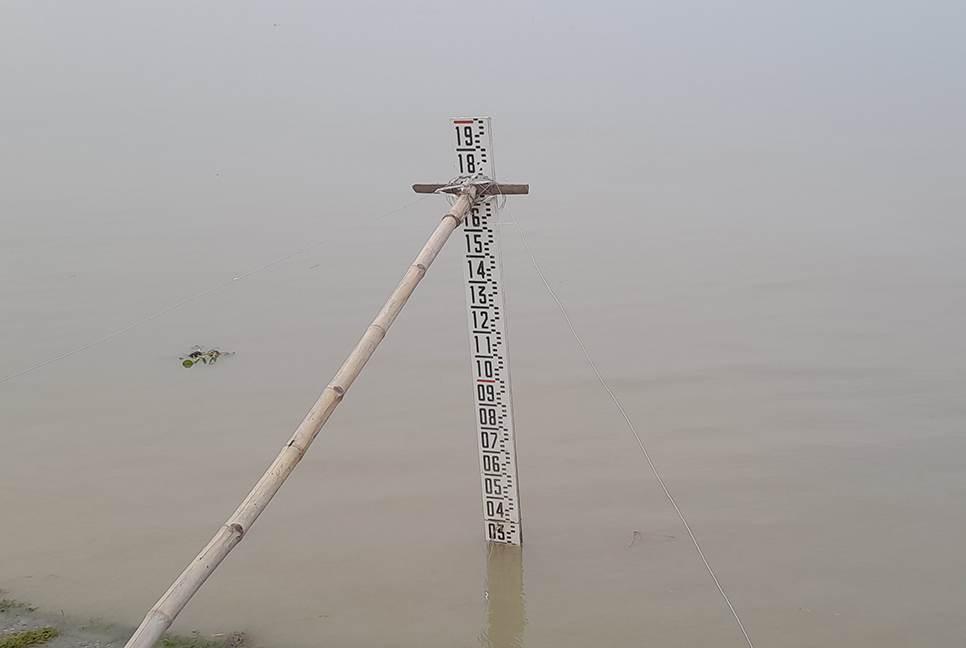 বাড়ছে যমুনার পানি, তীব্র হচ্ছে ভাঙন
